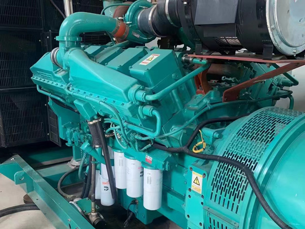 武平更换100kW柴油发电机组机油时，需要注意哪些事项？